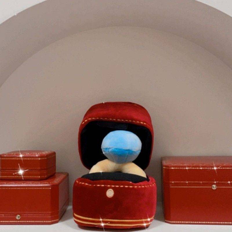 It's a big diamond ring for the eyeballs