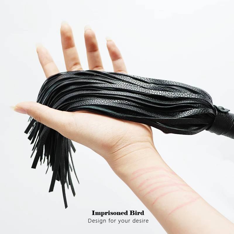 SP tool Sanbiao whip small circle practice tool novice novice does not hurt macaron pink black whip cage in the bird