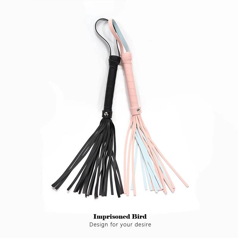 SP tool Sanbiao whip small circle practice tool novice novice does not hurt macaron pink black whip cage in the bird
