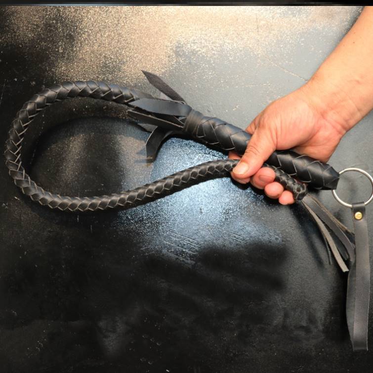 80 centimeters of black, pure ox-skin whip