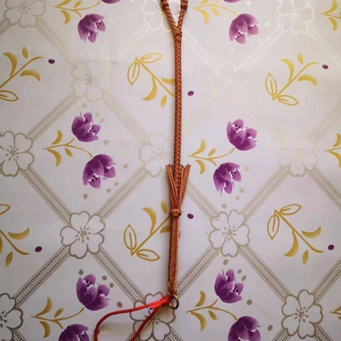 A horse whip, a tire line, a horse whip, a horse lashes