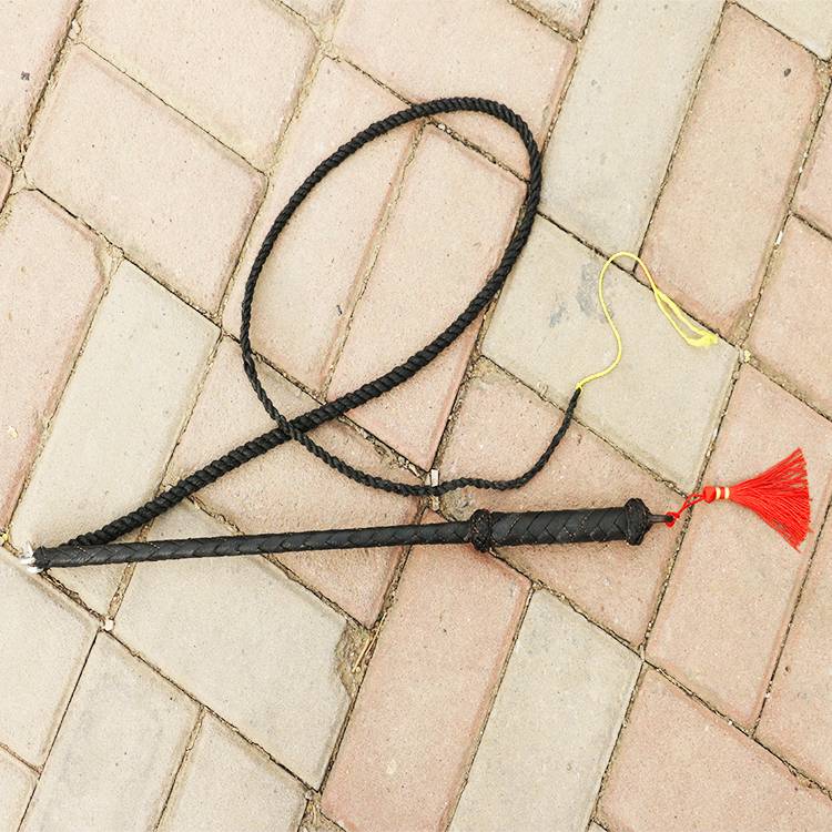 Put the sheep whip, the sheep whip, the body of the car, the car wheel line line, the whip whip the soft whip, the car, the car, the car