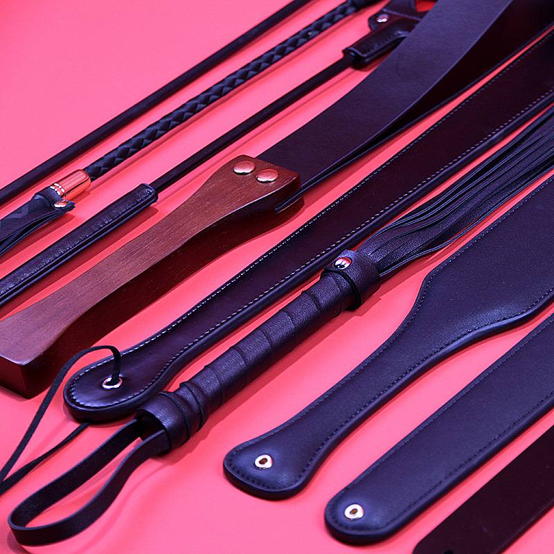 SP suit, rattan whip couple farting tool, slap board leather whip, whip whip leather, punishment