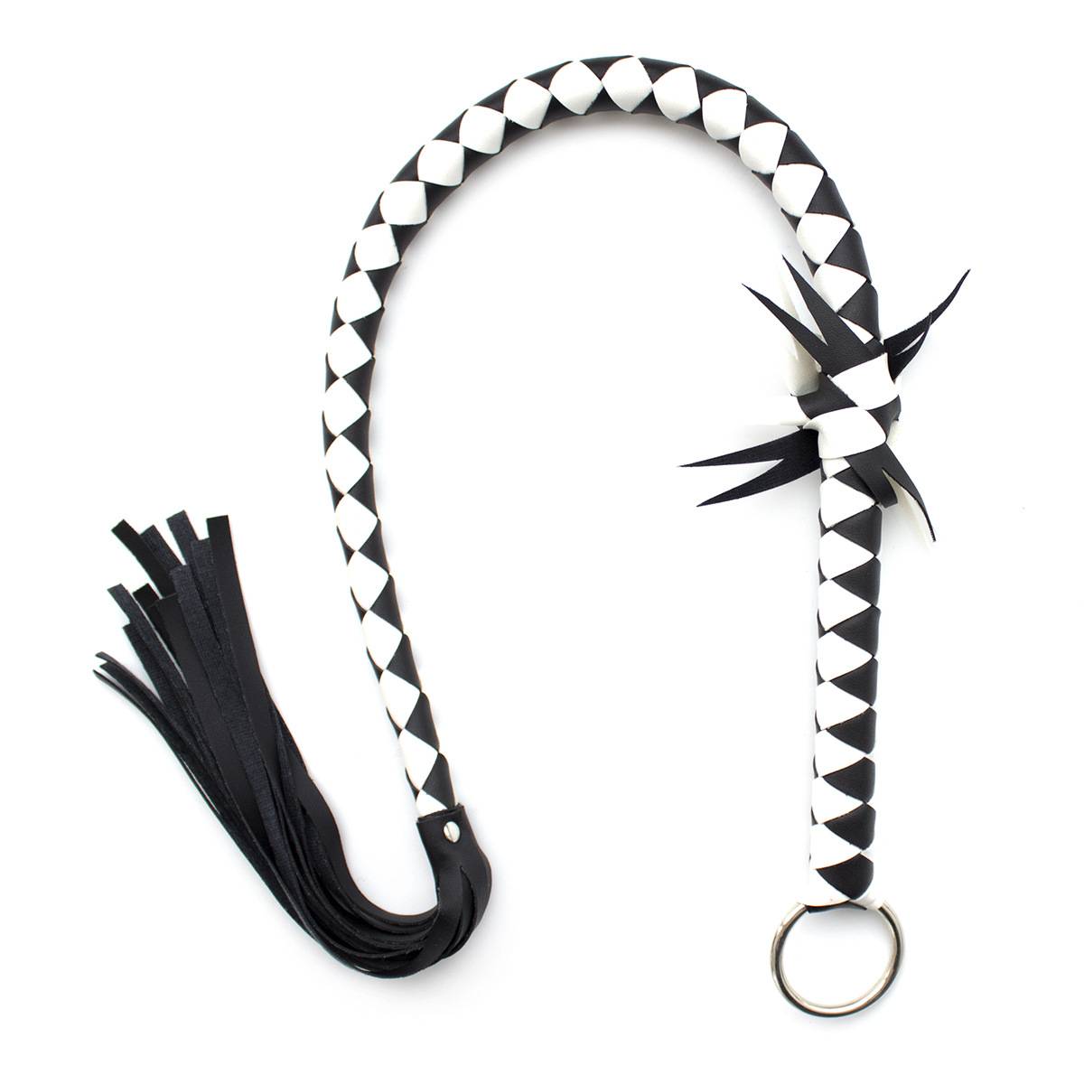 eighty-five centimeters of black and white and a chain of steel
