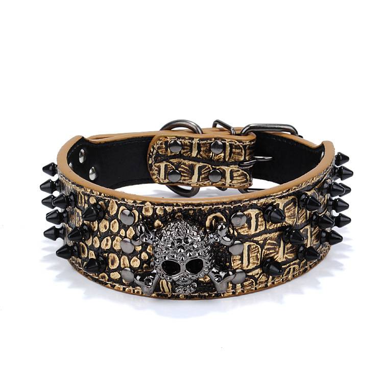 Mid -large dog skulls in the large pet dog collar golden retriever Huski border animal husbandry Ala collar