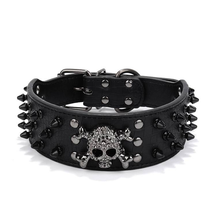 Mid -large dog skulls in the large pet dog collar golden retriever Huski border animal husbandry Ala collar
