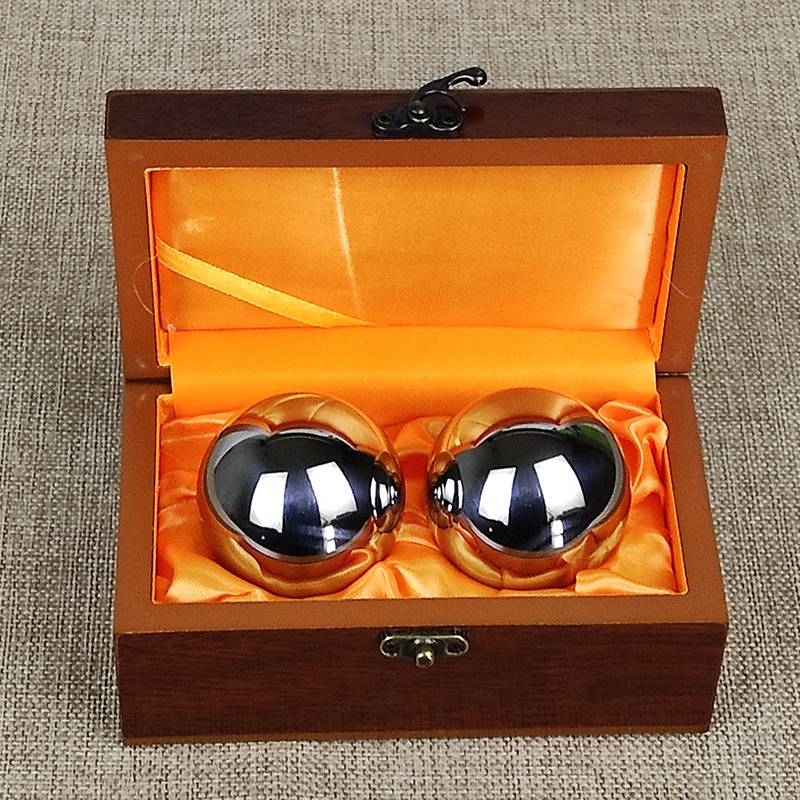 never rust 40mm a pair of 520g + wooden boxes