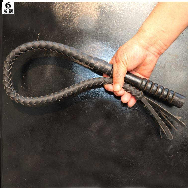 Martial arts whip dog whip tamed horse long whip training dog sheep, sheep horses soft whip, small leather whipping anti -body body