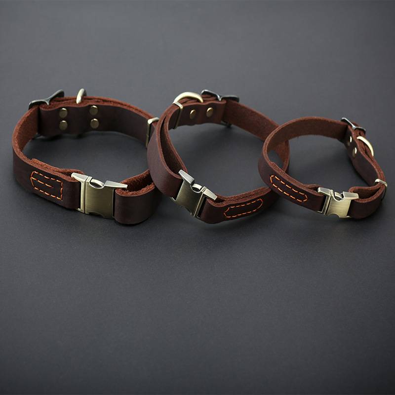 Cowhide Terminal layer Cruc leather leather high -quality neck case Small medium large dog universal neck ring dog neck dog collar