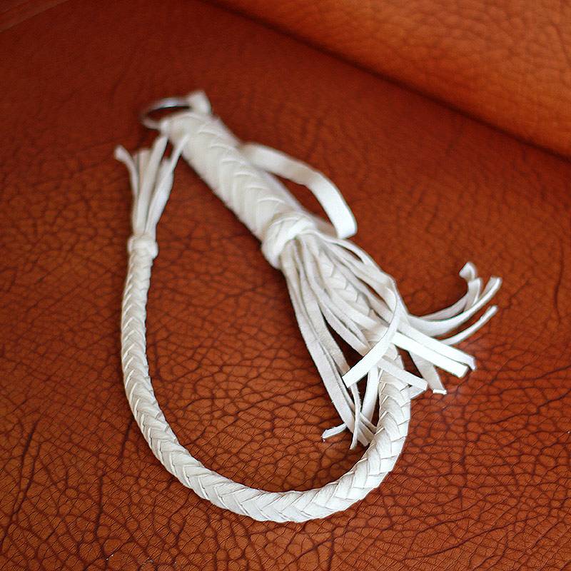 Pure leather whip, fitness whip, whip and whip knight, tutoring beast, beast, anti -body whip martial arts film and television props