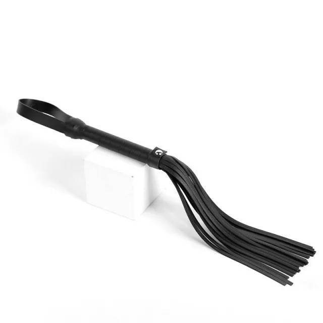 Black Macalon Whip