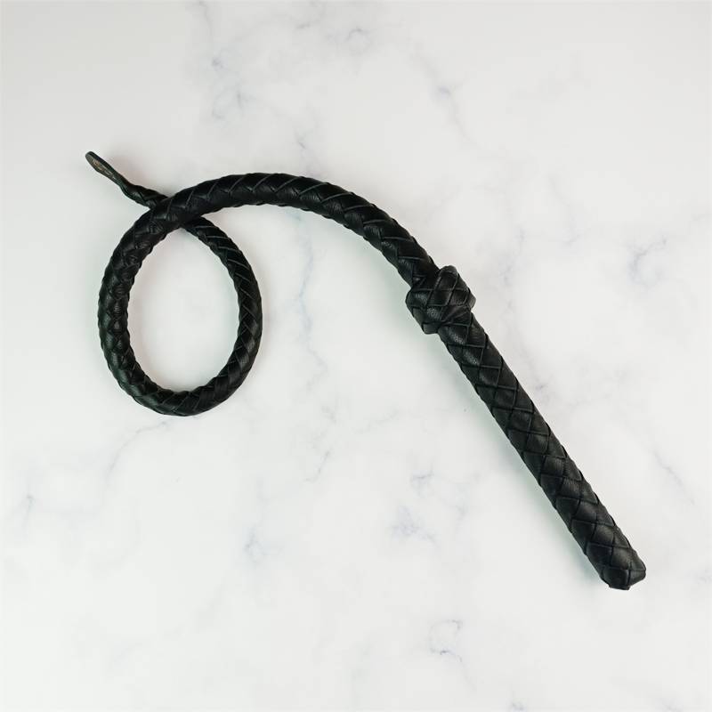 Pure leather horses whip the small leather whipped horsema supplies short whip film and television props whip handmade small leather whip horses whip