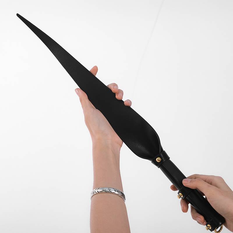[Small wild astringent] Willow whip whip punish long whip small circle practical tool small leather whip is fast delivery