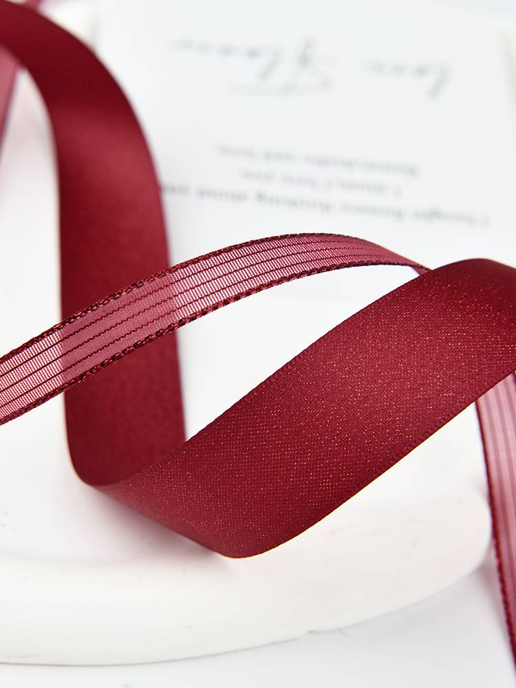 wine and red ribbons and dialysed ribbons for marriage