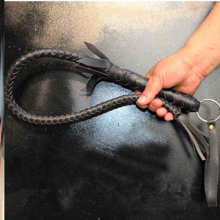 70 centimeters of black, pure oxen whips