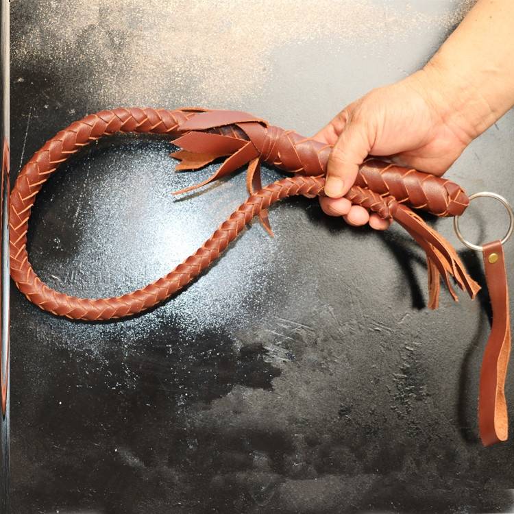 80 centimeters of brown and pure cow-skin whips