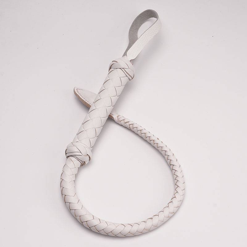 White 60 centimeters