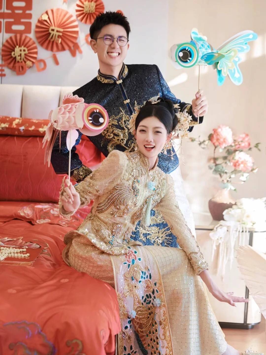 Wedding Morning Robe Photos Picking Prop on Piece Game Creative Bride New Year Paper Dancing Dragon Dragon Wedding Decoration Wedding Paper Dragon