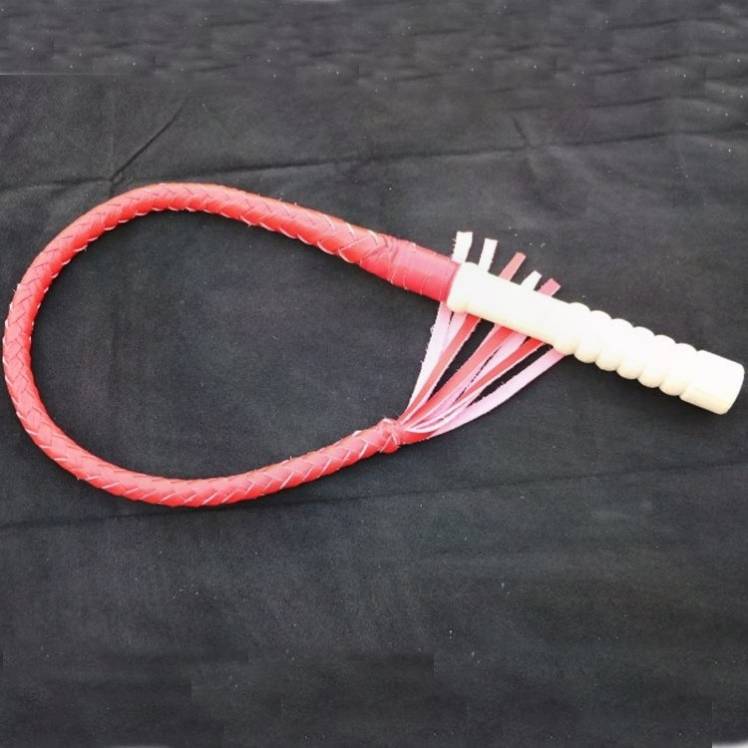 RED 80 CENTIMETER LASHES HANDLE - C25