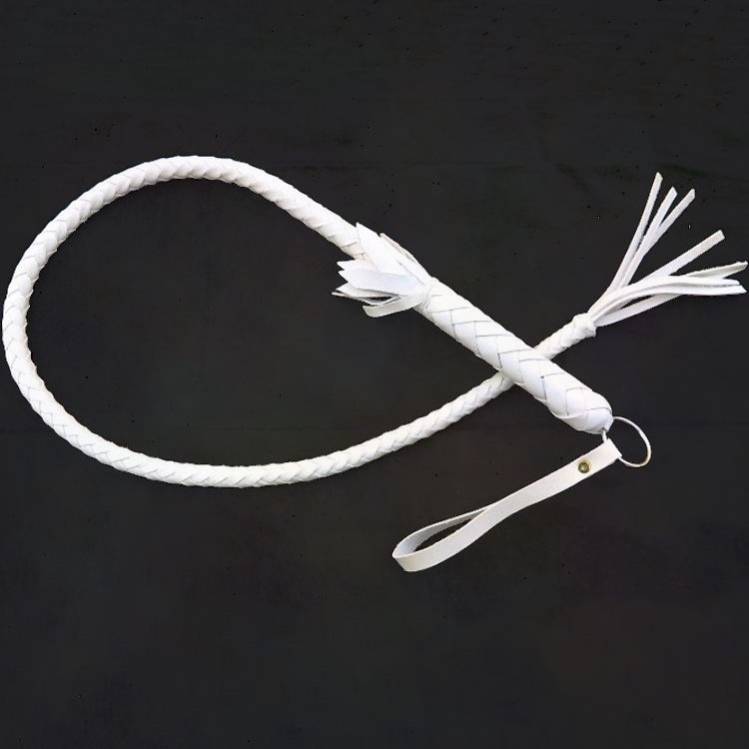 WHITE 1 METRE LASHES LEATHER HANDLE-Q48