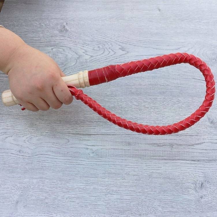 RED 80 CM WOOD HANDLE - T44
