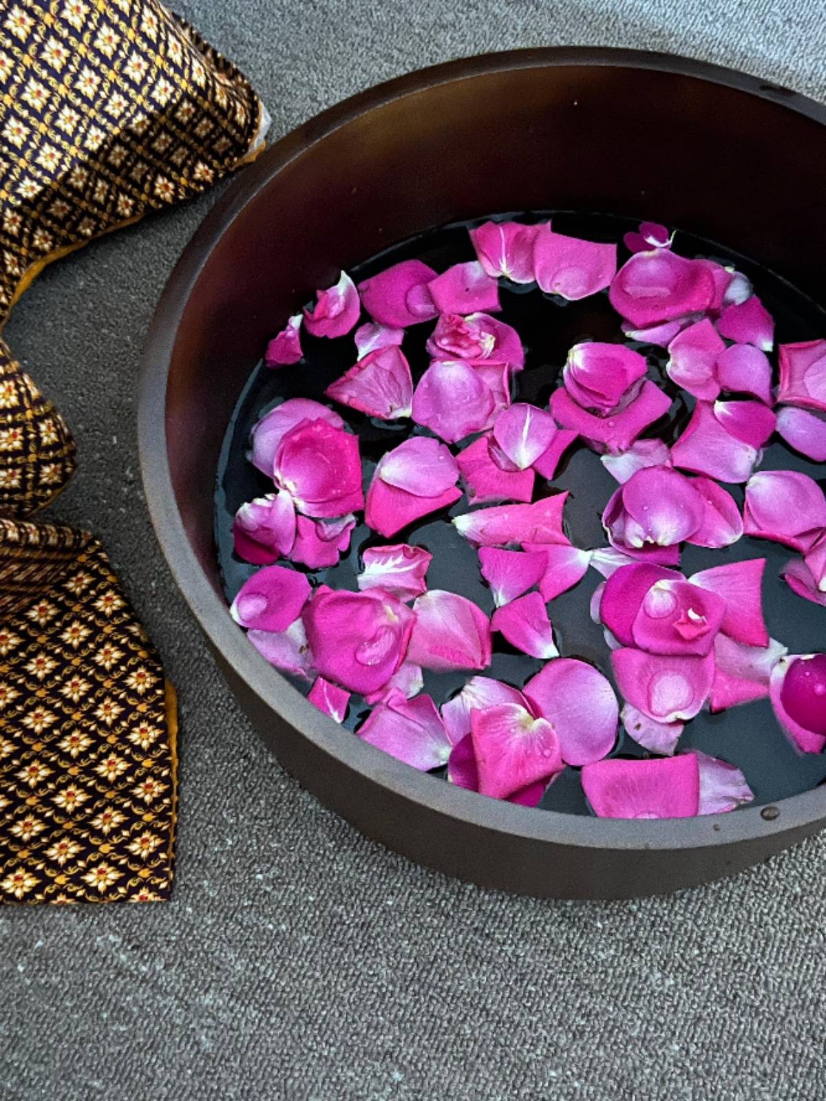 Thai mango wooden whole wood all pot no -stitching handmade sauna club beauty care SPA high -end foot bathtub