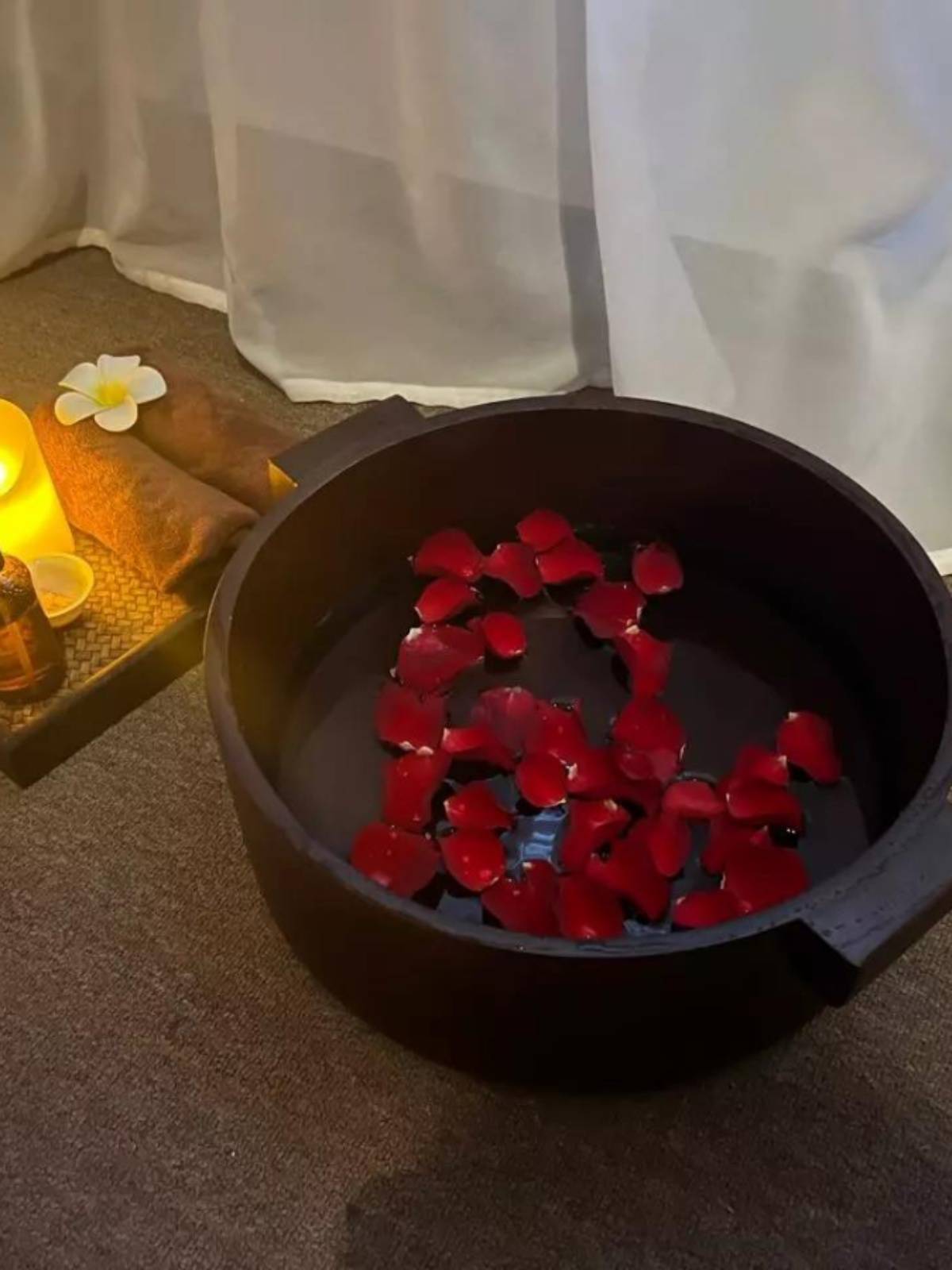 Thai mango wooden whole wood all pot no -stitching handmade sauna club beauty care SPA high -end foot bathtub