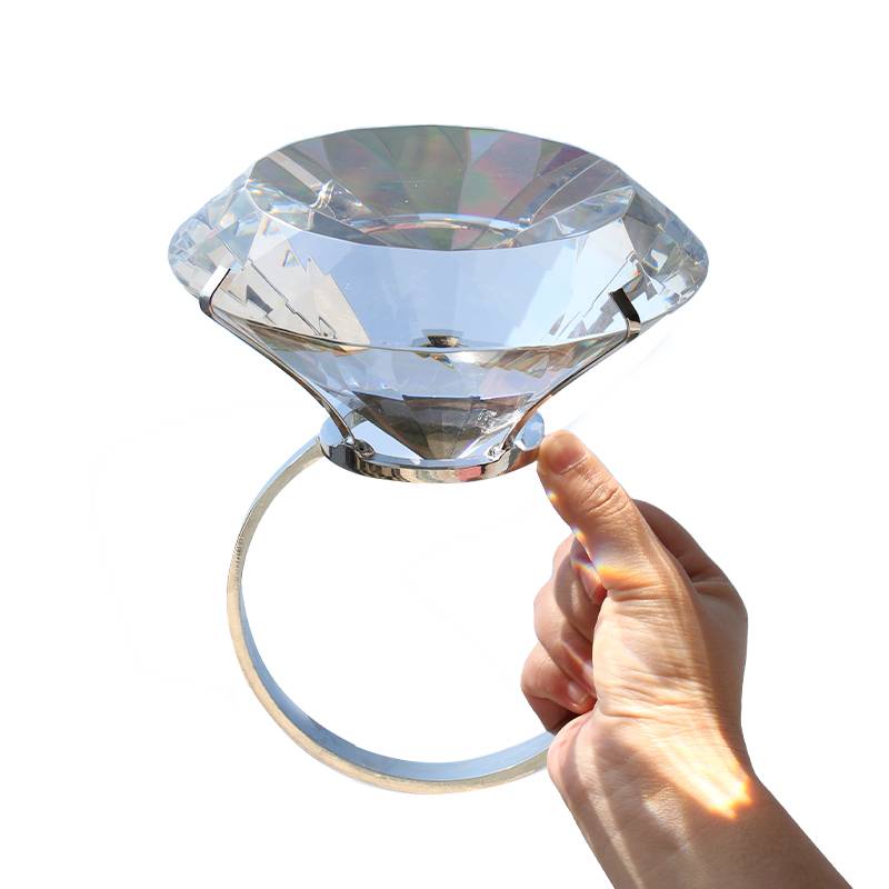 Simulation Crystal Big Ring Funny Creative Birthday Gift Simulation False Diamond Ring Glass Wedding Celebration Poor Procurement Proposal