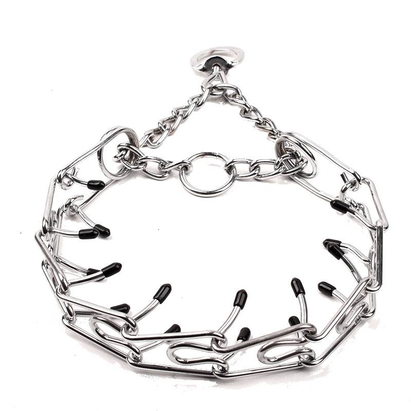 DOGS ARE TRAINED IN DOG STIMULATOR CHAINS