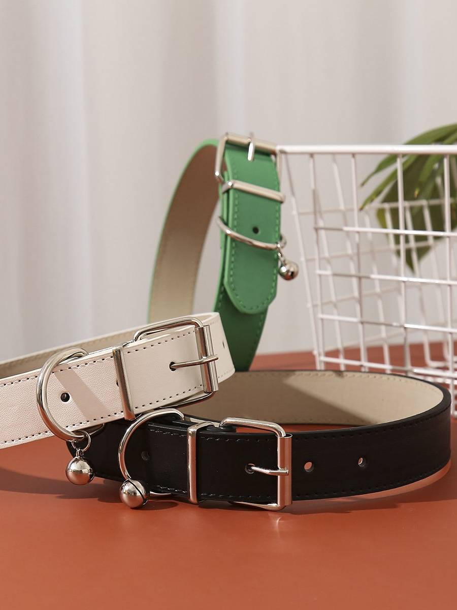 Pet collars with bells can adjust the dog collar PU leather puppies, puppies and cat collar white red