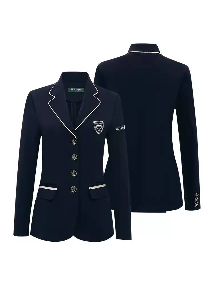 Ms. Axe's professional competition with a knight's suit for a scooter in the spring and summer