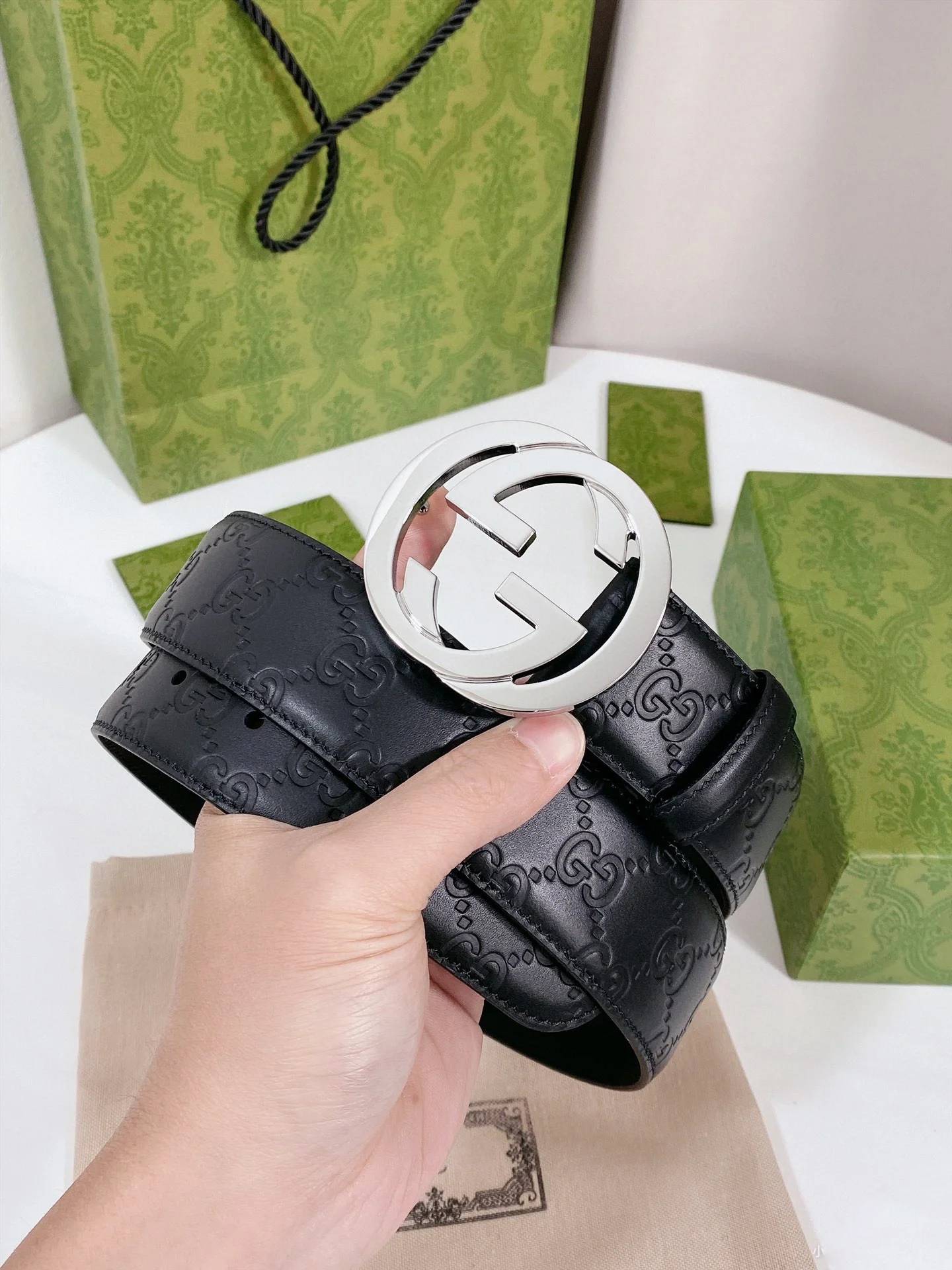 Qianqian Duyun Lin Qing Luxian Ribbon Men's Leather Botes Men and Women 2024 New Copper Capital High -end Cowhide Net Red Same