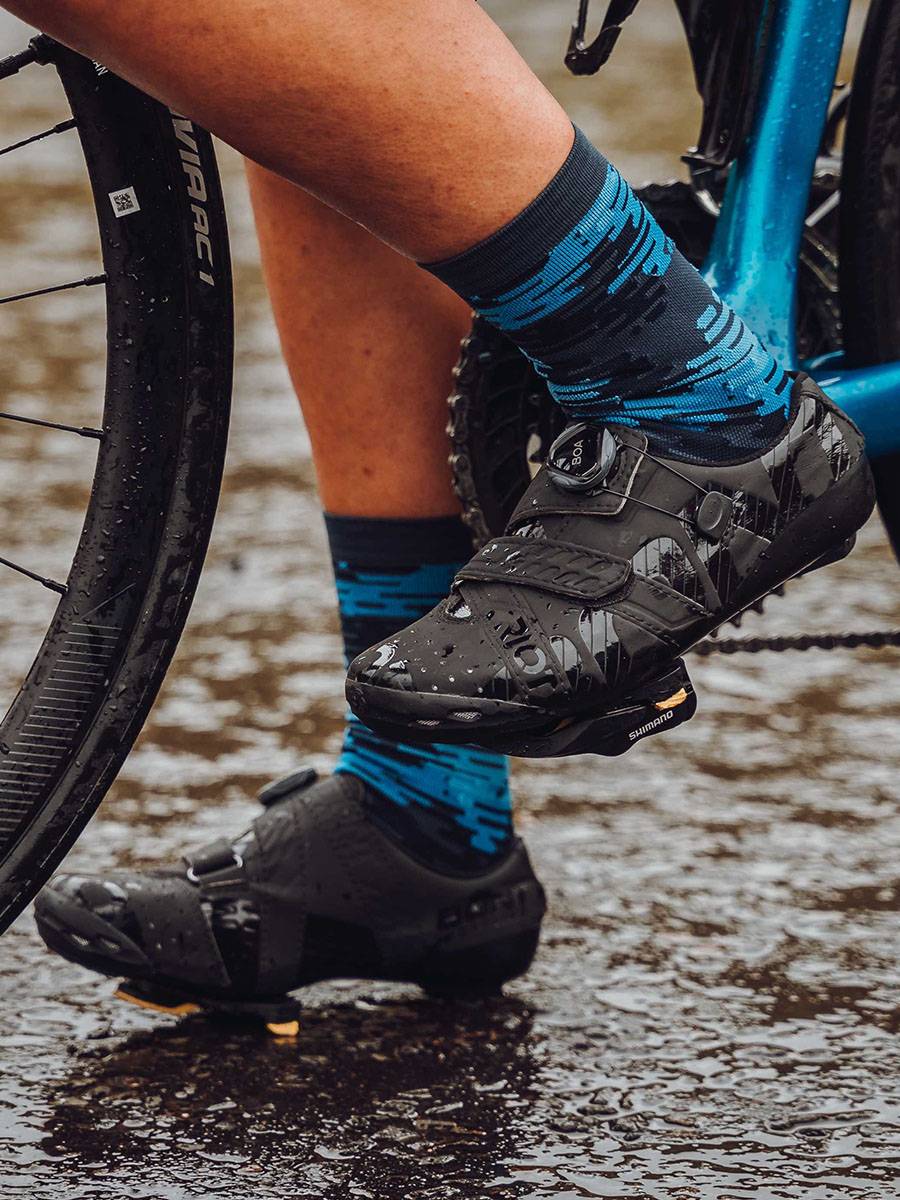 BONT Highway Lock Shoe RioT+Bicycle Riding Shoes Wide Edition Paper Carbon Enhanced Hard Bathing Bicycle Shoes