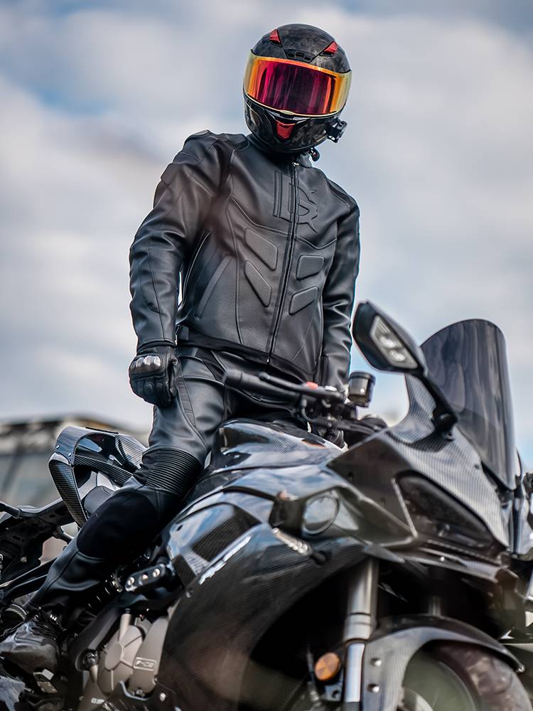 Ride-on-a-motor leather suit, four seasons of general coat recovery