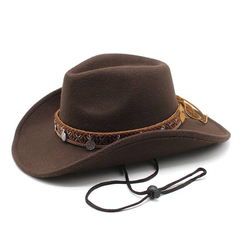 Western cowboy hats are old hairs, and hats ride on horse hats with wind-proof caps