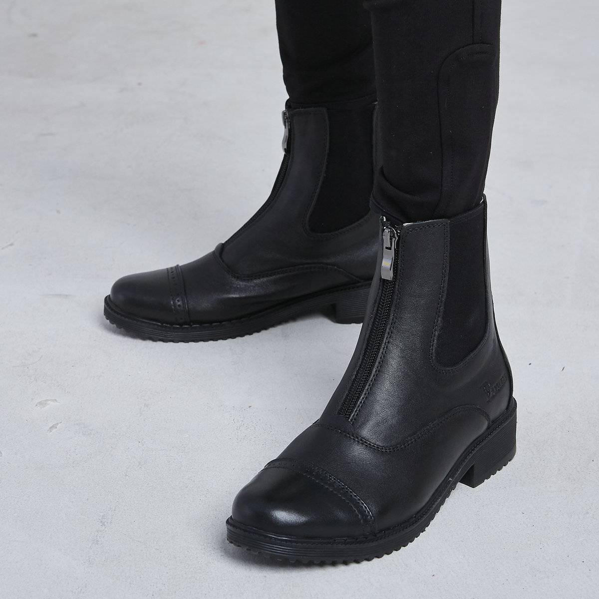 Horse boots and boots for boys and girls riding horses and boots and skiing women