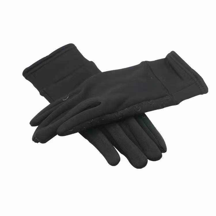 BLACK L