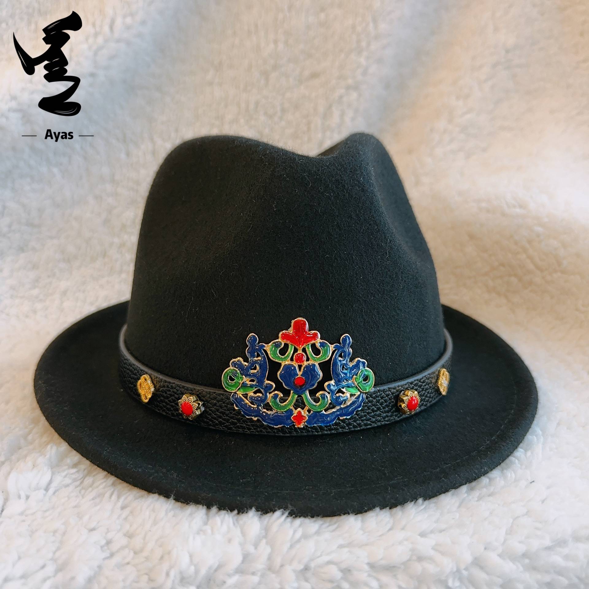 Western cowboy hats and Tibetans