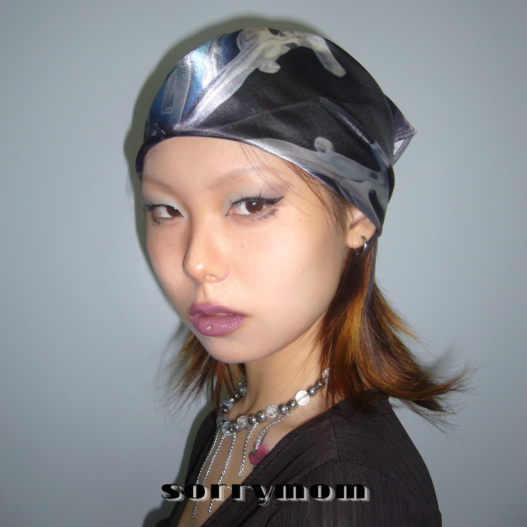 sorrymom, your blood connects my heart headscarf