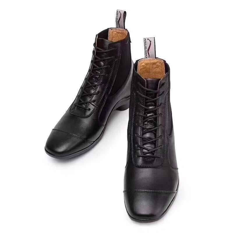 The horse rider's boots, the French imported a real cow's leather belt with short British boots and short boots for horseback training