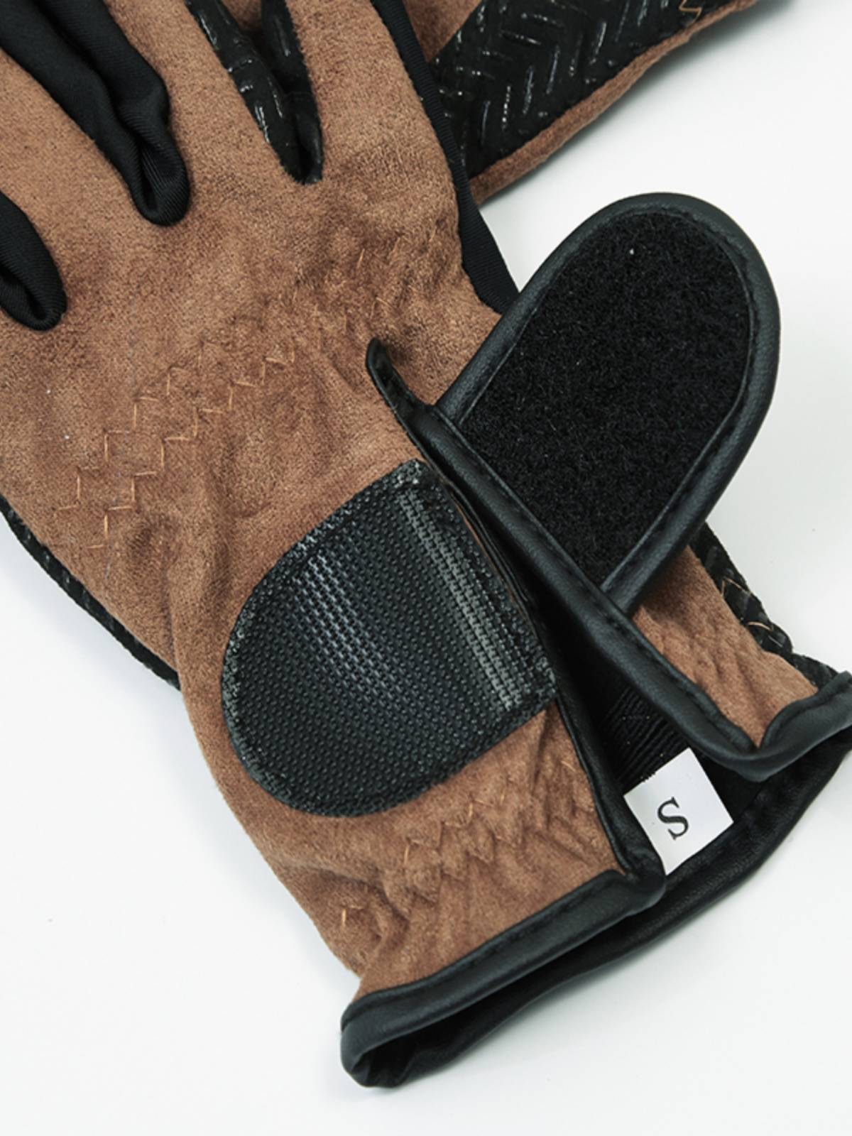 Horse Gloves, Silicon Chestery Equipment, Knight Gloves, Silicon Colony Gloves