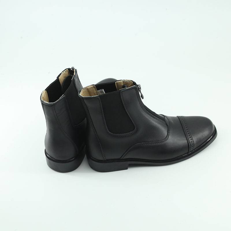 The Horseman Boots Knight with a professional horseback training competition with boots for boys and girls