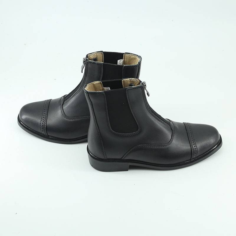 The Horseman Boots Knight with a professional horseback training competition with boots for boys and girls