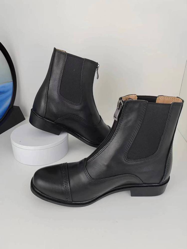 Horses, boots, cows, boots, boots, horses, boots, short boots