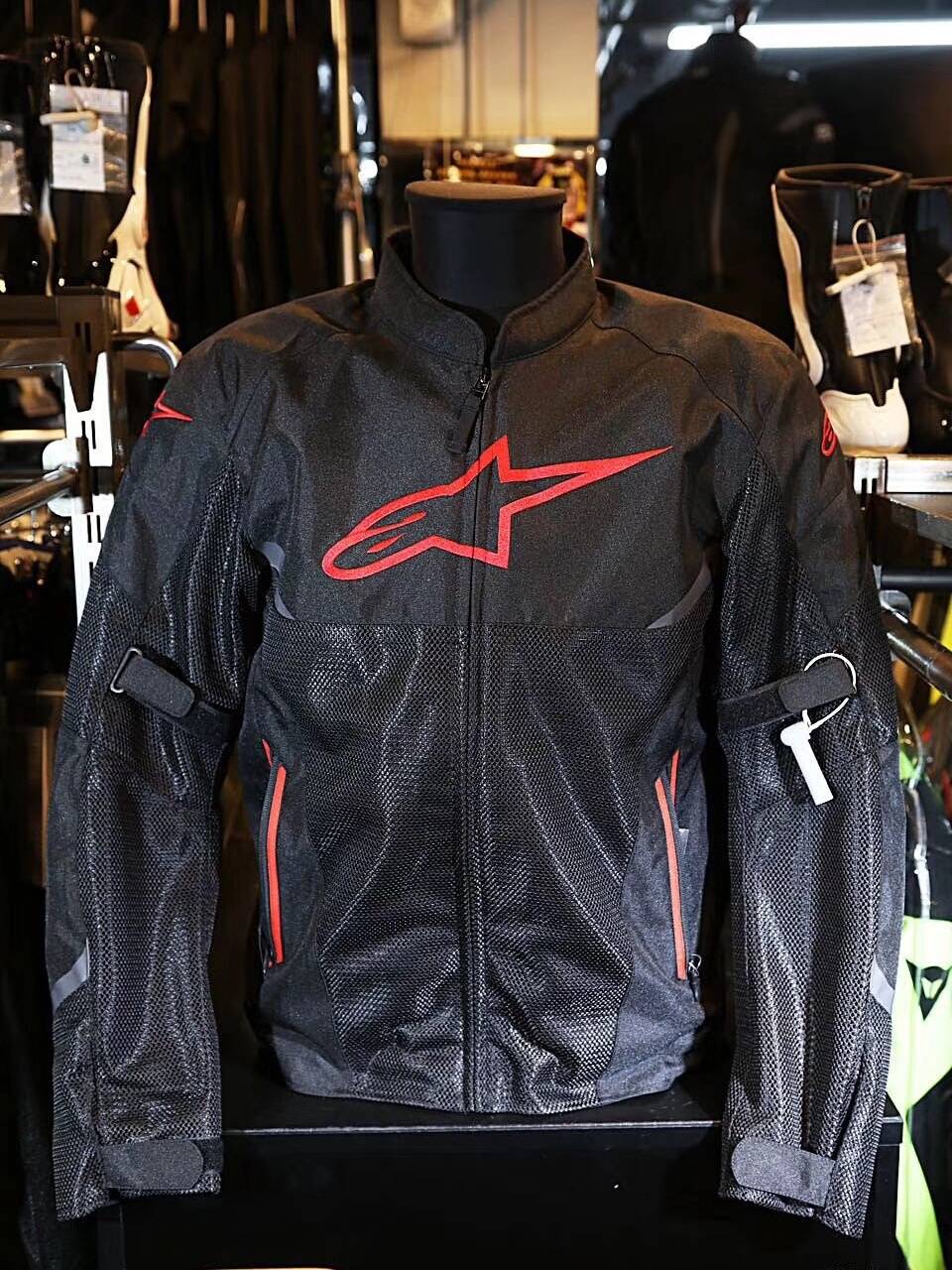 A -star cyclone light, light net eye breathable anti -falling leisure four seasons motorcycle locomotive clothes Axel