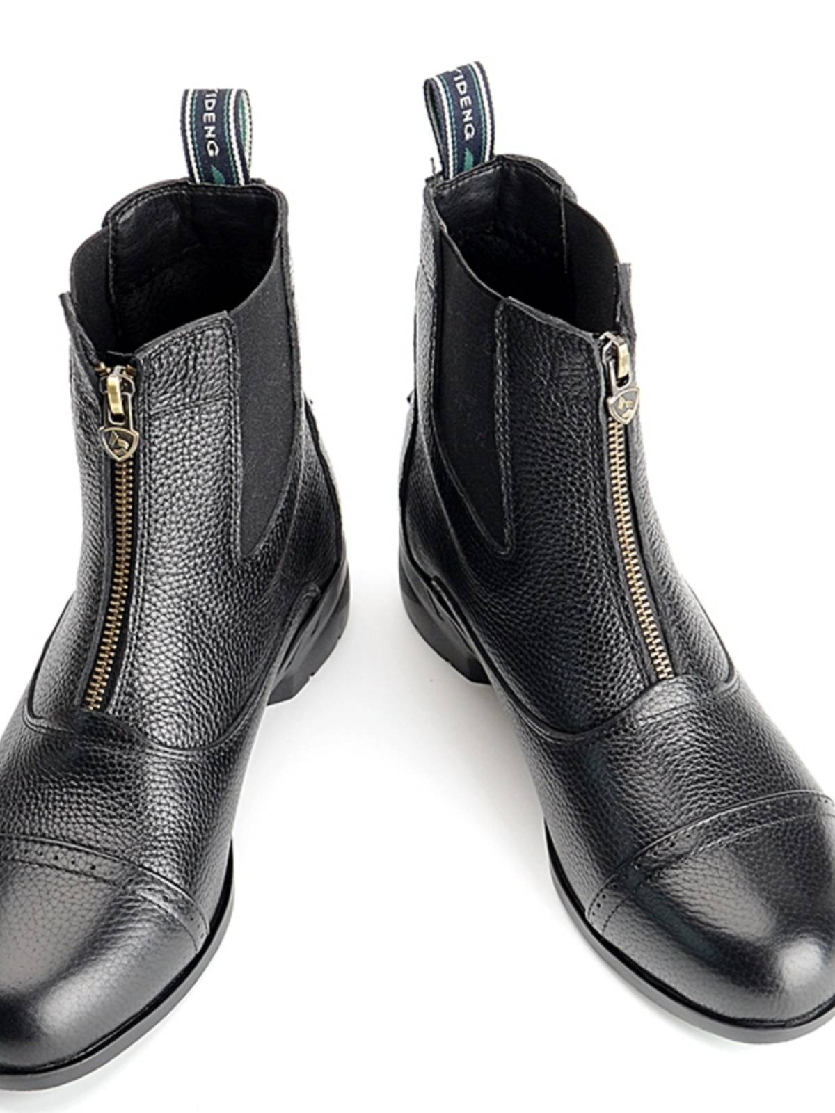 Horse boot knights with short-skin-sews on the bottom of the head oxen