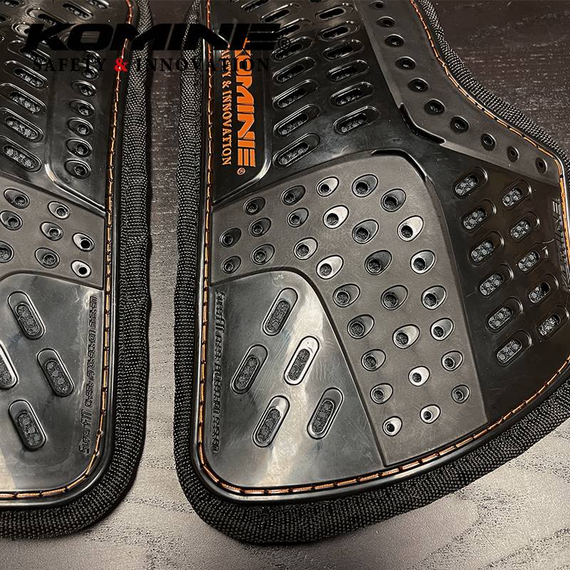 Komine Motorcycle Cavaliers Equipment Cycling Services Built-in CE2 Division Men's Men's chest protection anti-fall SK-839