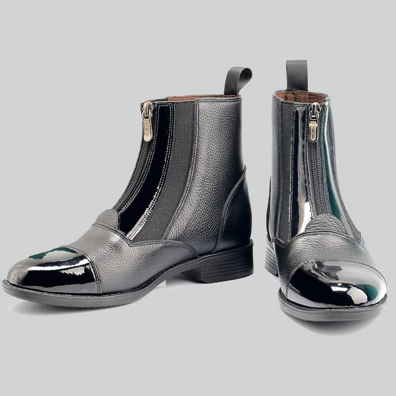 Slid-resistant, air-retarding animal boots