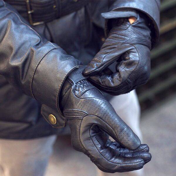 Motorcycles and locomotive leather anti -fall off -road riding gloves touch screen, windproof hot sheep leather gloves retro