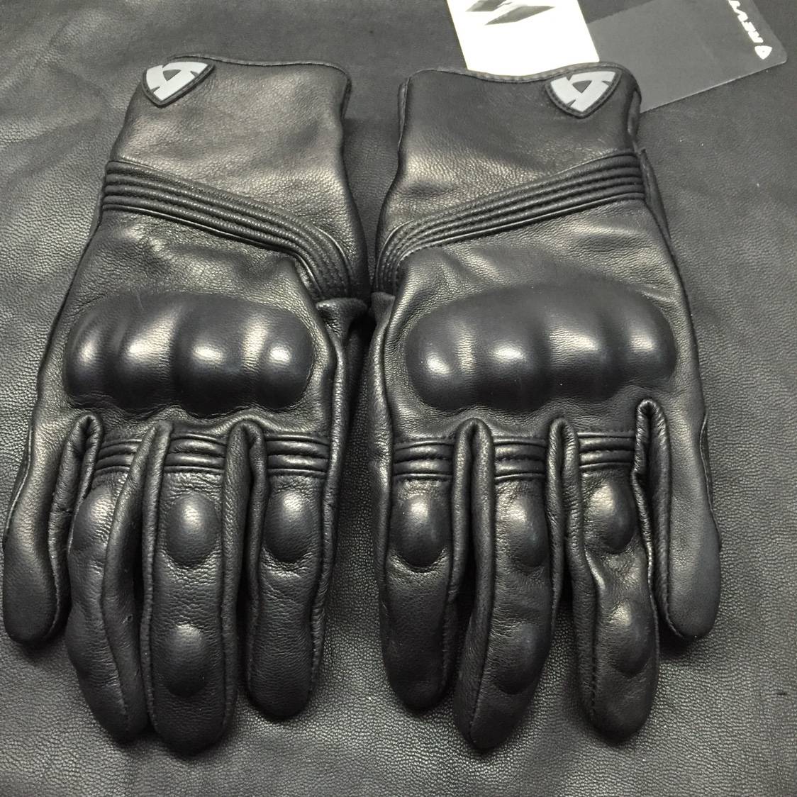 Motorcycles and locomotive leather anti -fall off -road riding gloves touch screen, windproof hot sheep leather gloves retro